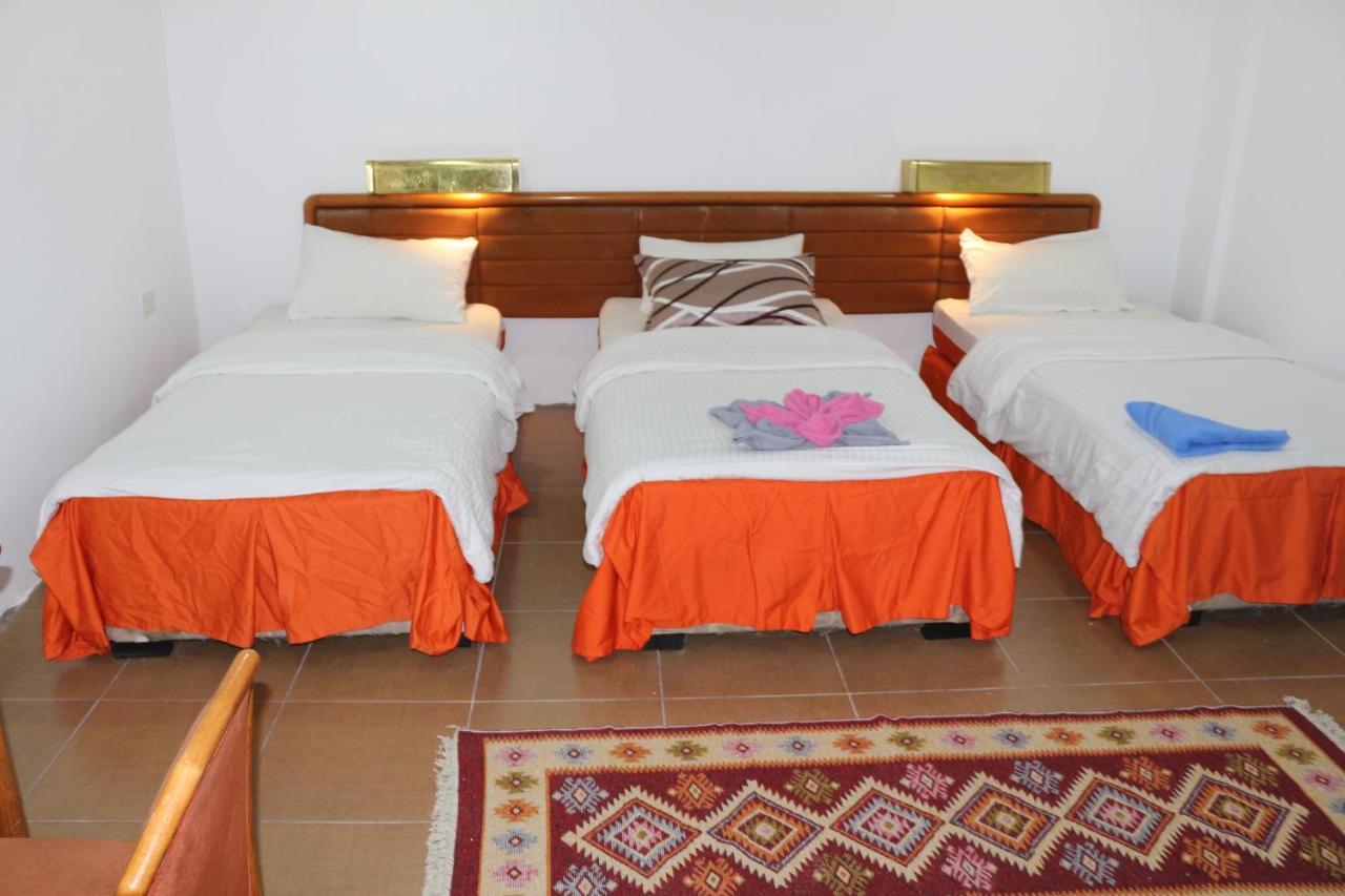 Ameer Apartment Wadi Musa Extérieur photo